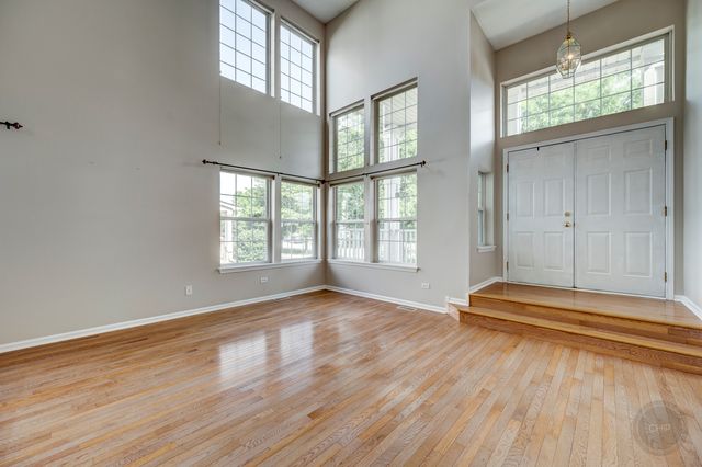 2631 Flagstone Circle, Naperville, IL 60564