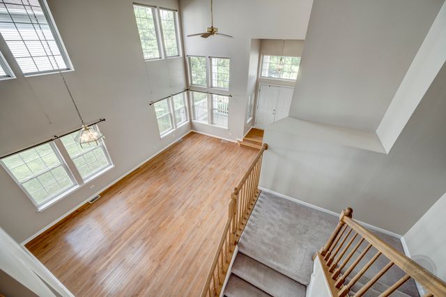 2631 Flagstone Circle, Naperville, IL 60564