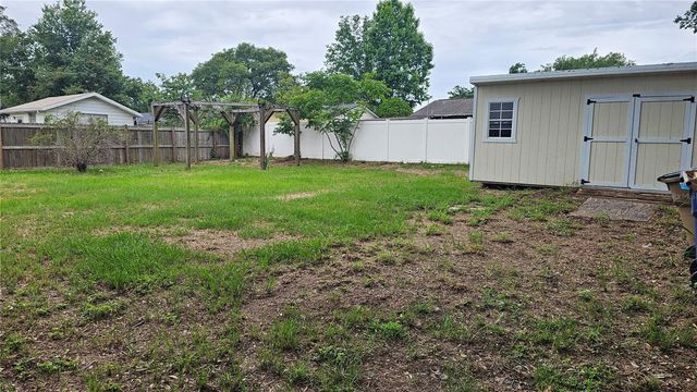 314 WOODLAND DRIVE, Eustis, FL 32726