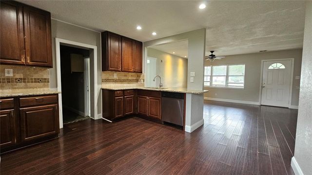 314 WOODLAND DRIVE, Eustis, FL 32726