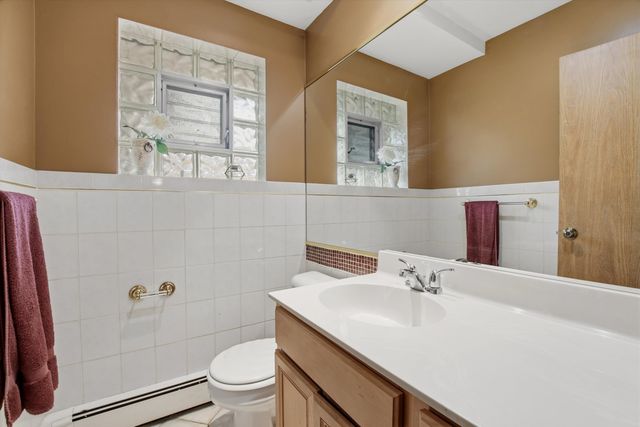 814 N GREENWOOD Avenue, Park Ridge, IL 60068