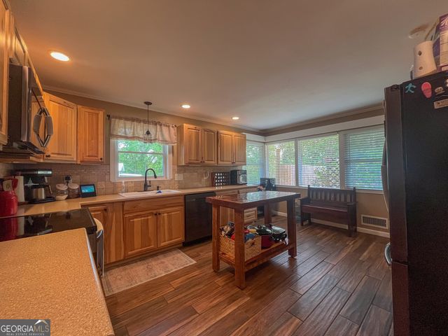 531 Brookdale Drive, Dublin, GA 31021