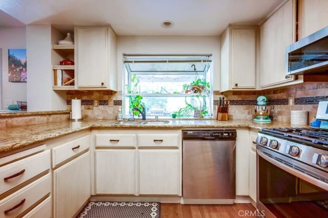 36235 Vence Drive, Murrieta, CA 92562