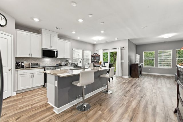 4228 Falls Oaks St., Myrtle Beach, SC 29579
