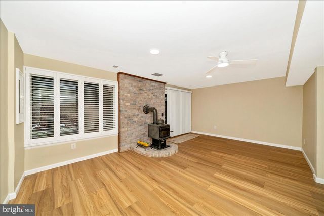 18511 EAGLES ROOST DR, Germantown, MD 20874