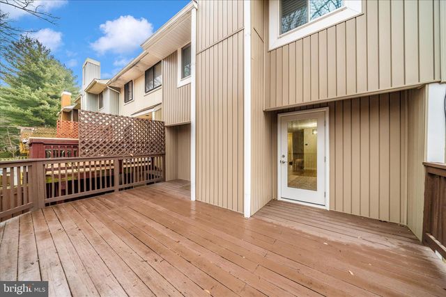 18511 EAGLES ROOST DR, Germantown, MD 20874