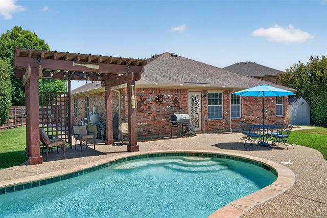 2151 Van Zandt Drive, Grand Prairie, TX 75052