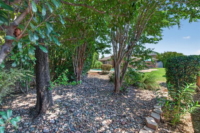 2151 Van Zandt Drive, Grand Prairie, TX 75052