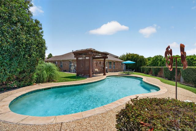 2151 Van Zandt Drive, Grand Prairie, TX 75052