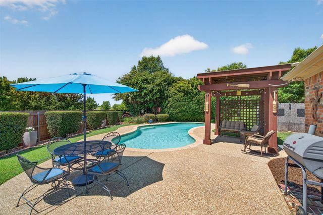 2151 Van Zandt Drive, Grand Prairie, TX 75052