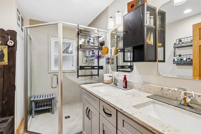 510 SE Sharon Drive, Ankeny, IA 50021