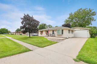 510 SE Sharon Drive, Ankeny, IA 50021