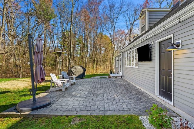 5 Aspen Circle, Andover, MA 01810