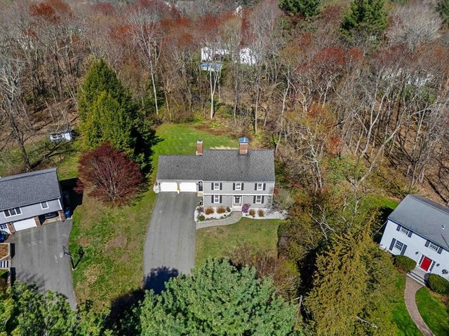 5 Aspen Circle, Andover, MA 01810