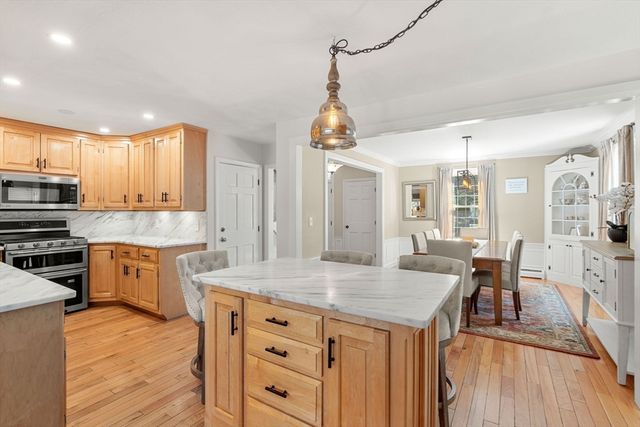 5 Aspen Circle, Andover, MA 01810