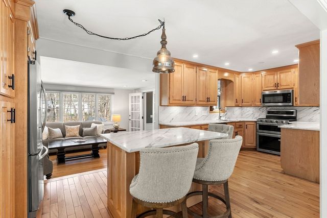 5 Aspen Circle, Andover, MA 01810