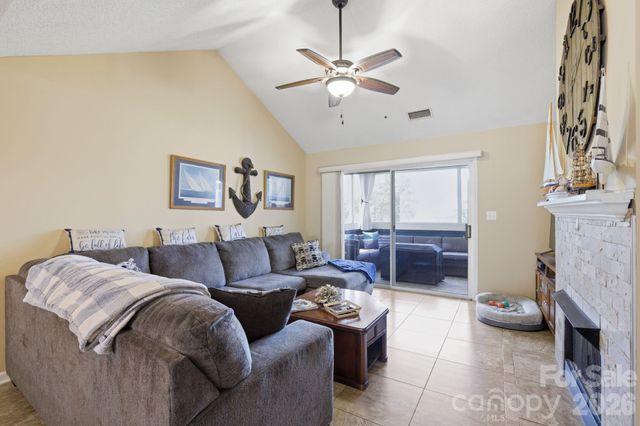 17515 Tuscany Lane, Cornelius, NC 28031