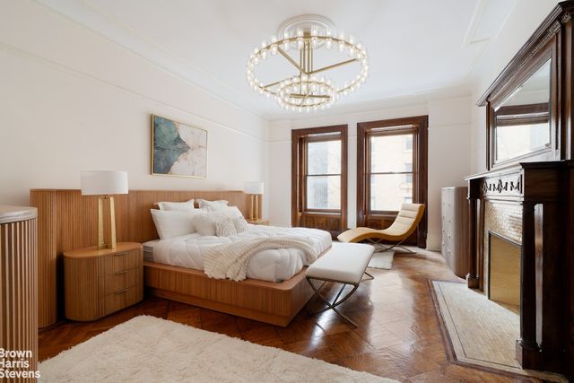 263 W 93RD Street, New York City, NY 10025