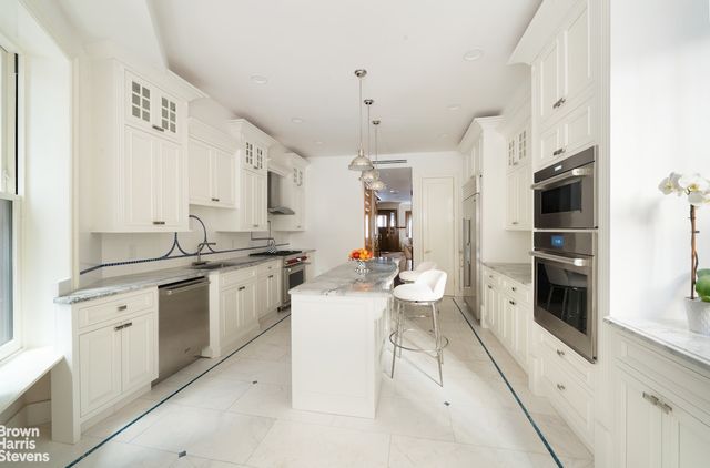 263 W 93RD Street, New York City, NY 10025