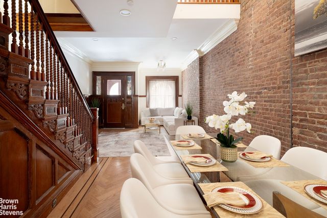 263 W 93RD Street, New York City, NY 10025