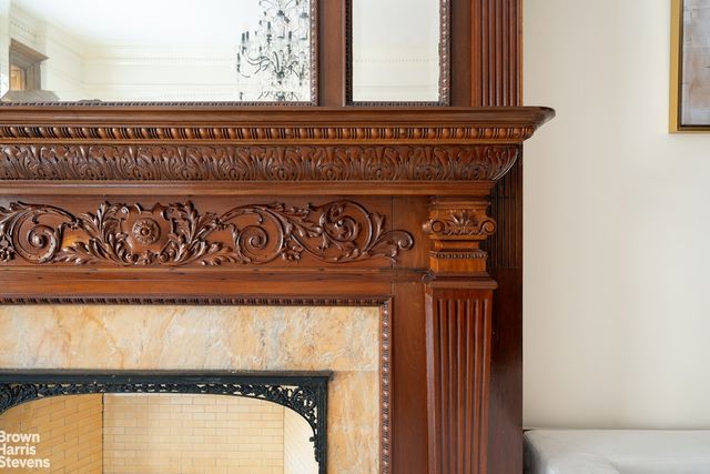 263 W 93RD Street, New York City, NY 10025