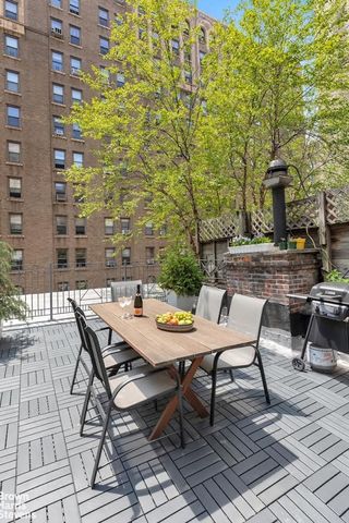 263 W 93RD Street, New York City, NY 10025