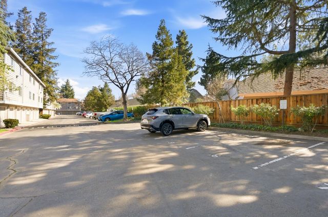 306 Stonegate Circle 306, San Jose, CA 95110