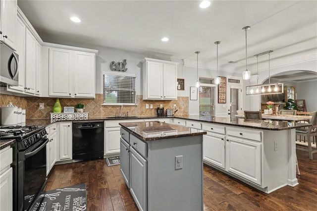 20 Stream Glen Court, Covington, GA 30016