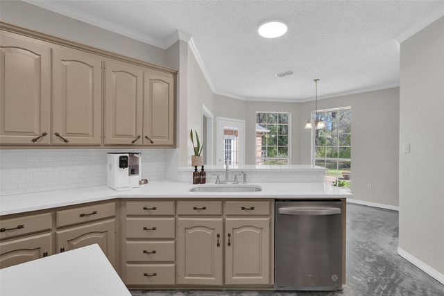 13882 Meadow Lane, Flint, TX 75762