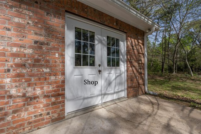 13882 Meadow Lane, Flint, TX 75762