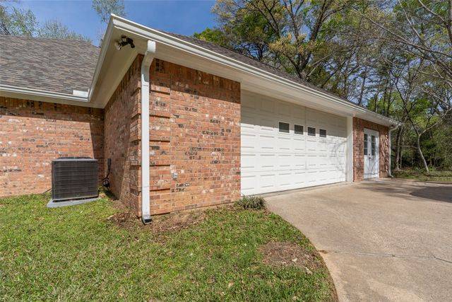 13882 Meadow Lane, Flint, TX 75762