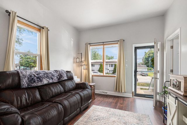 439 Vine Street, Hammond, IN 46324