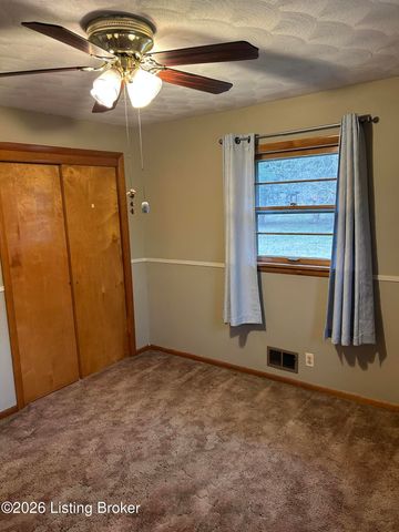 4203 Breckenridge Ln, Louisville, KY 40218