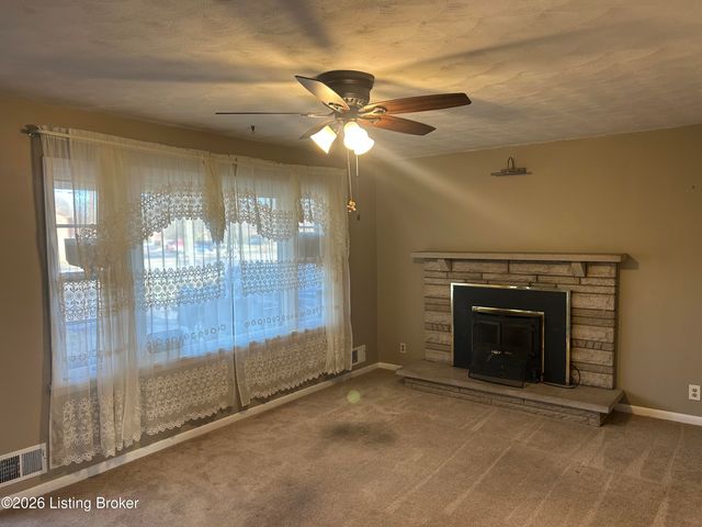 4203 Breckenridge Ln, Louisville, KY 40218