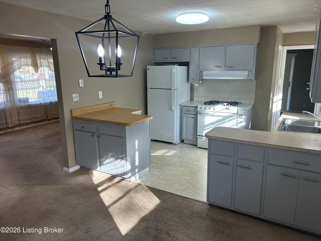 4203 Breckenridge Ln, Louisville, KY 40218