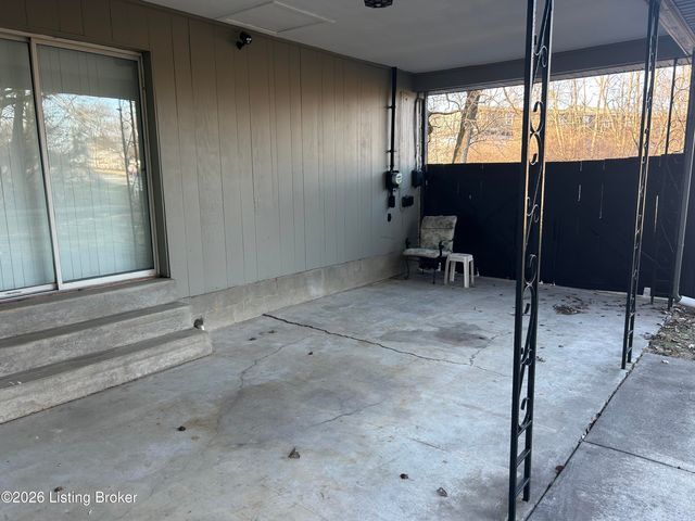 4203 Breckenridge Ln, Louisville, KY 40218