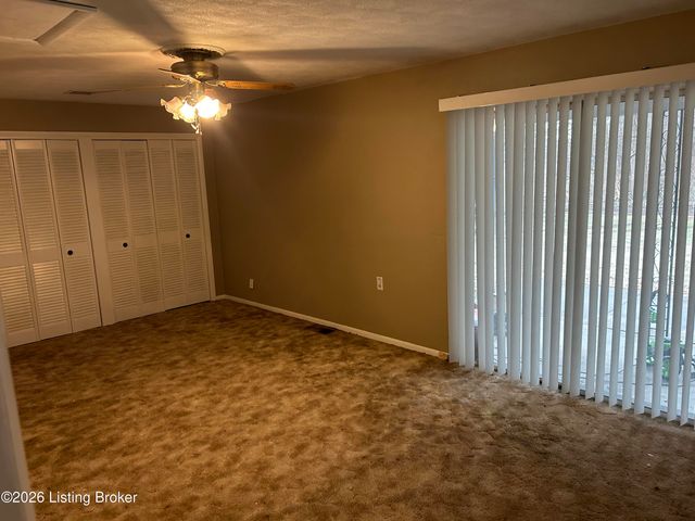4203 Breckenridge Ln, Louisville, KY 40218