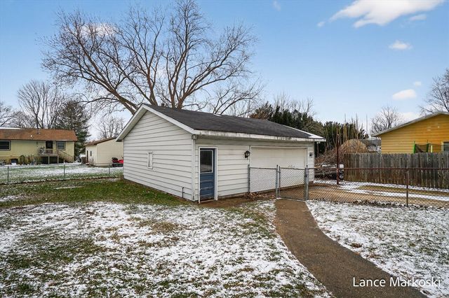 4162 Radstock Drive, Dorr, MI 49323