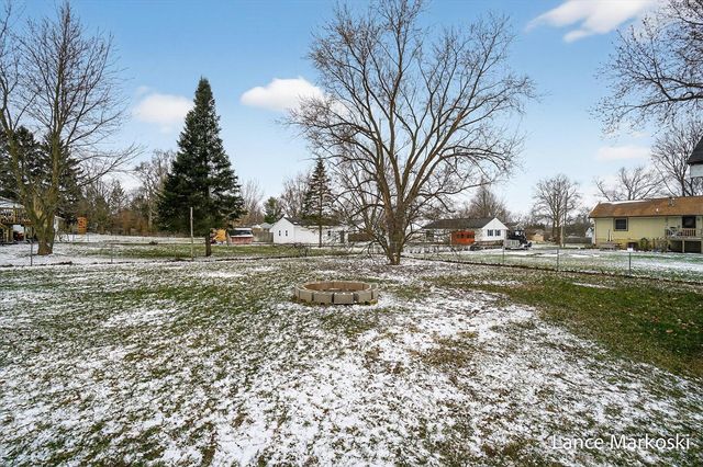 4162 Radstock Drive, Dorr, MI 49323