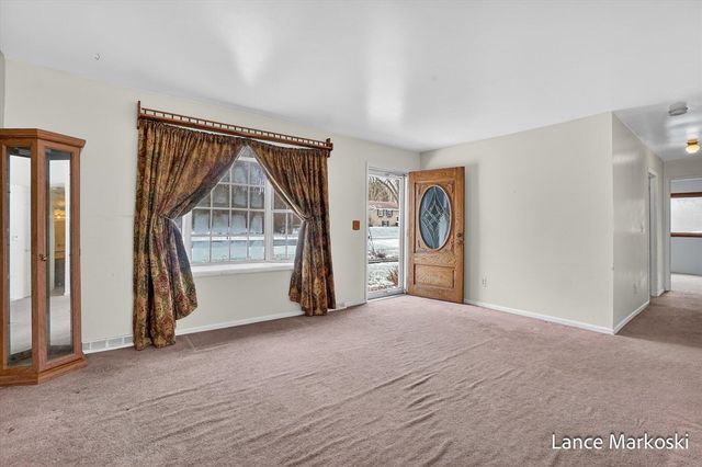 4162 Radstock Drive, Dorr, MI 49323