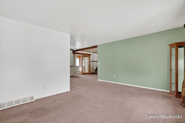 4162 Radstock Drive, Dorr, MI 49323