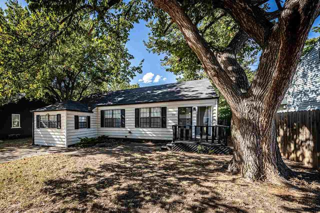 1707 NW Oak Ave, Lawton, OK 73507