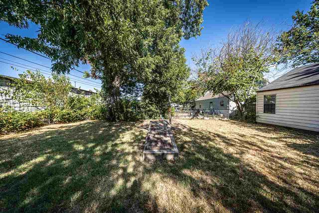 1707 NW Oak Ave, Lawton, OK 73507