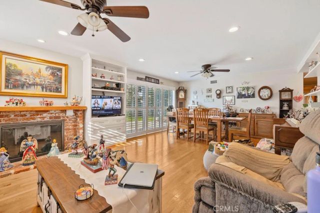 1144 El Camino Dr, Costa Mesa, CA 92626