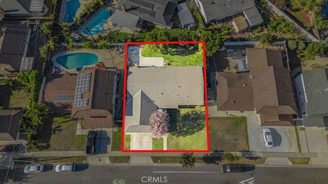 1144 El Camino Dr, Costa Mesa, CA 92626