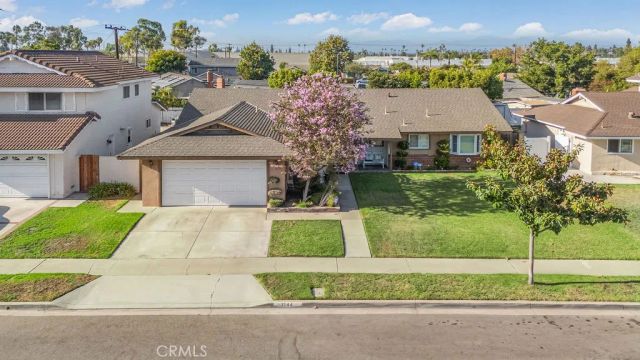 1144 El Camino Dr, Costa Mesa, CA 92626