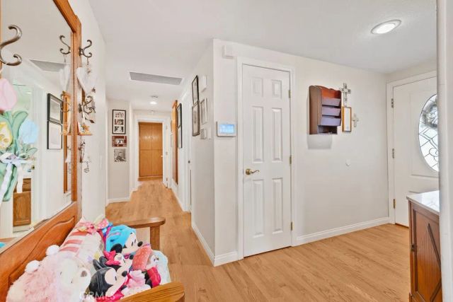 1144 El Camino Dr, Costa Mesa, CA 92626