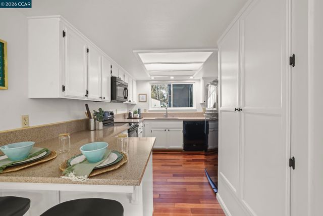 557 Chabre Ct, El Sobrante, CA 94803