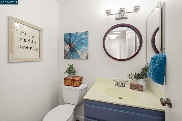 557 Chabre Ct, El Sobrante, CA 94803