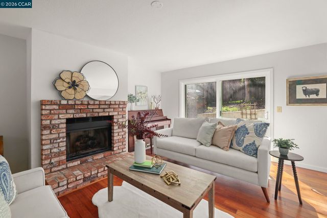 557 Chabre Ct, El Sobrante, CA 94803